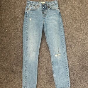 Classic Blue Womens Wedgie Levi Jeans